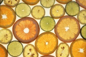 I 3 segnali della carenza di vitamina C che spesso vengono sottovalutati